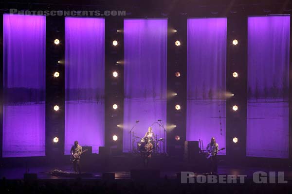 BLOC PARTY - 2018-10-16 - PARIS - Zenith - Rowland Kelechukwu Okereke - Russell Dean Lissack - Justin Harris - Louise Bartle